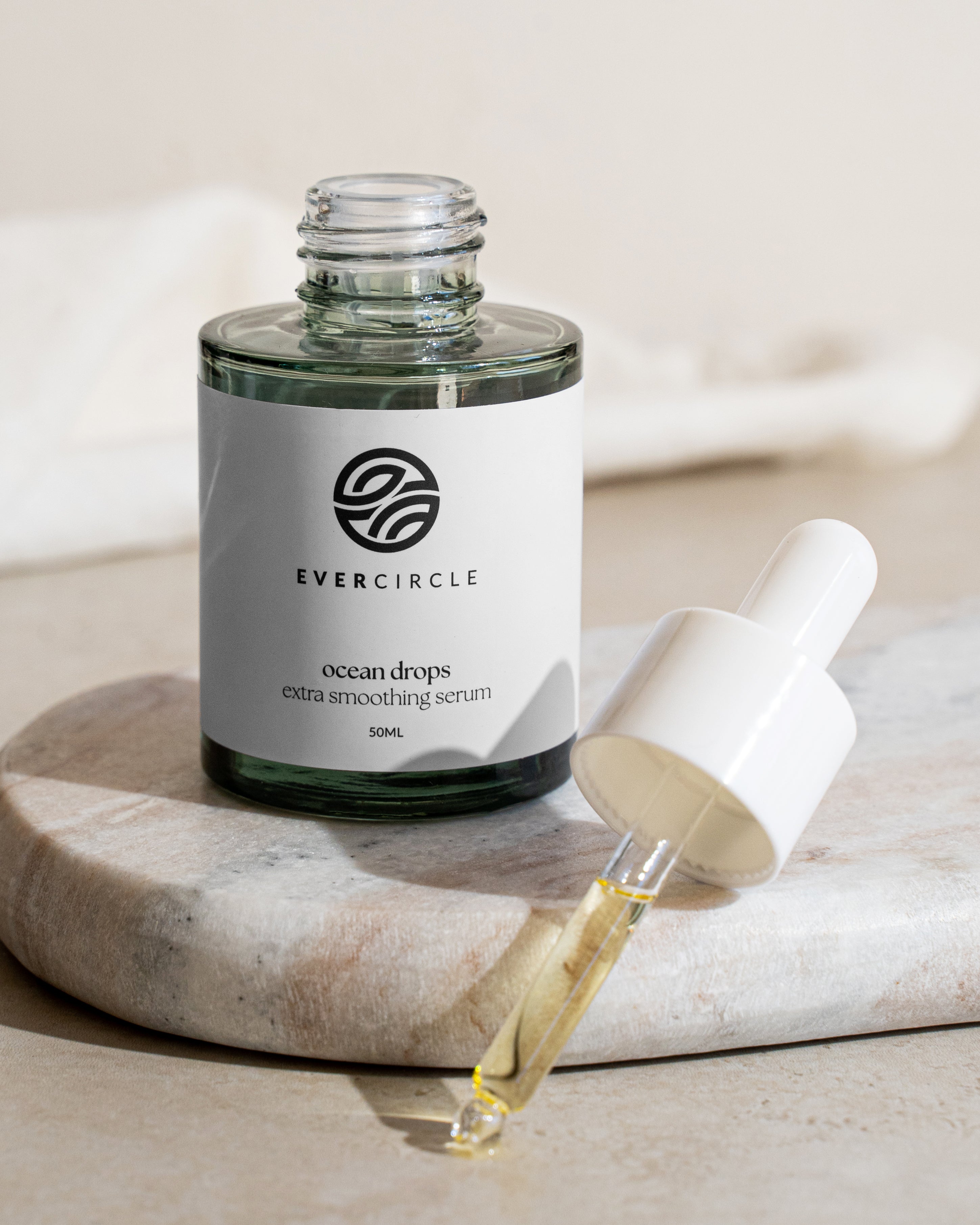 the luminous set (mask + serum)